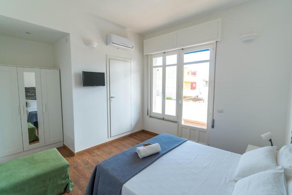 Foto 2 CapoSud - Randa Luxury Suite Marina di Ragusa, 01