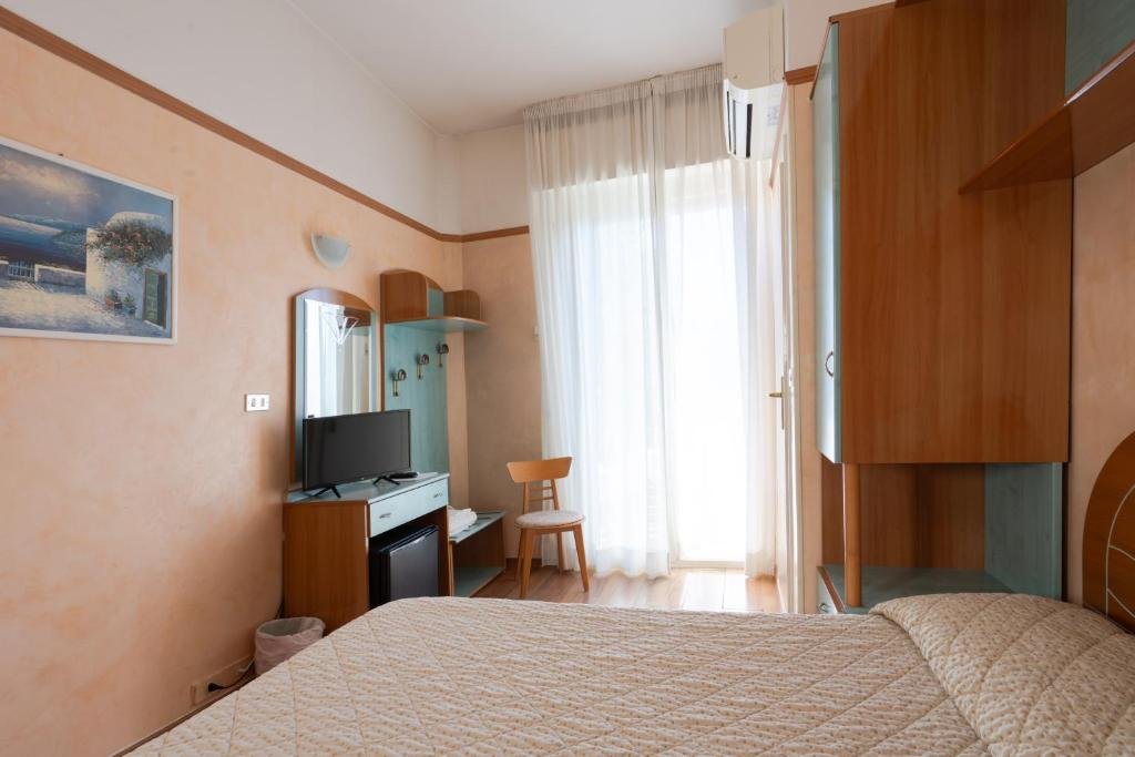 Foto 4 Hotel Britannia Rimini Porto, 03