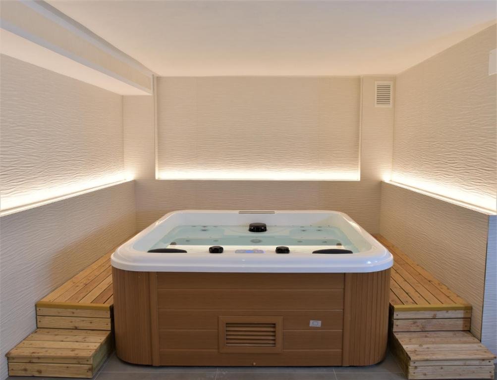Foto 5 Hotel Britannia Rimini Porto, 04