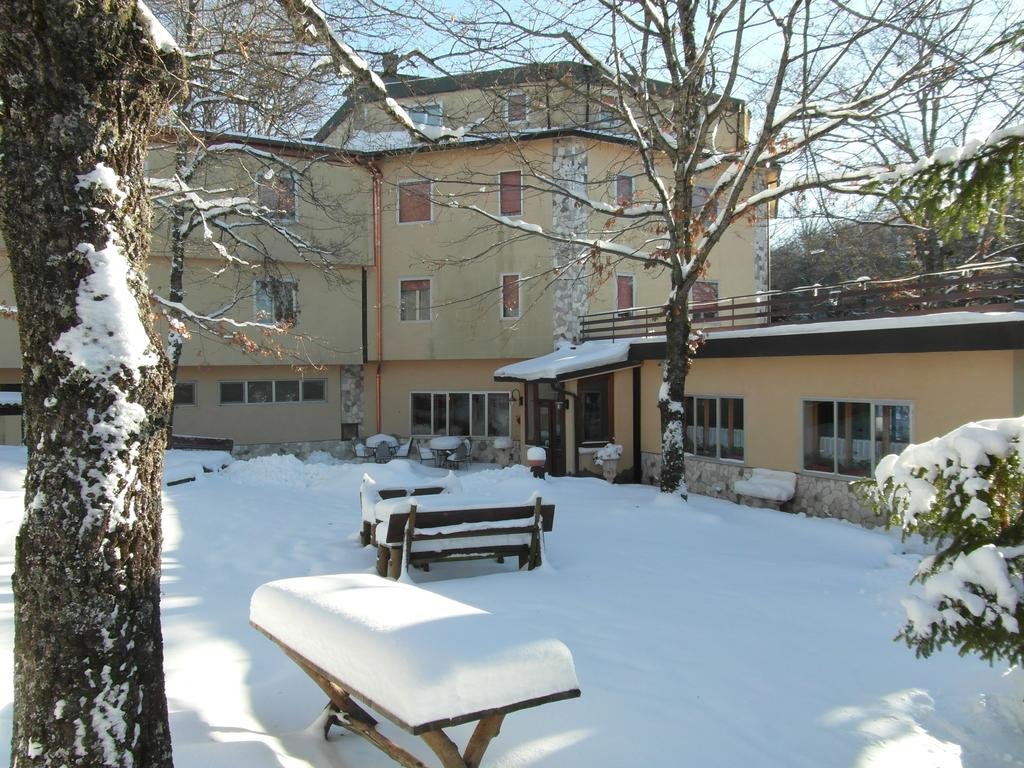 Foto 2 Albergo del Sole Roccaraso, 01