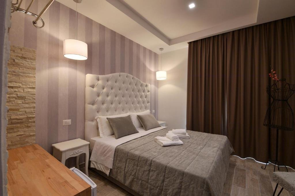 Foto 6 Relais Barberini Roma - Via Veneto, 05