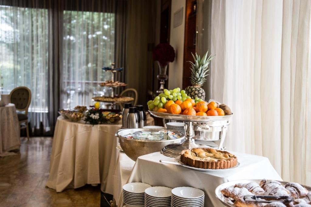 Foto 5 LH Hotel Domus Caesari Marino, 04