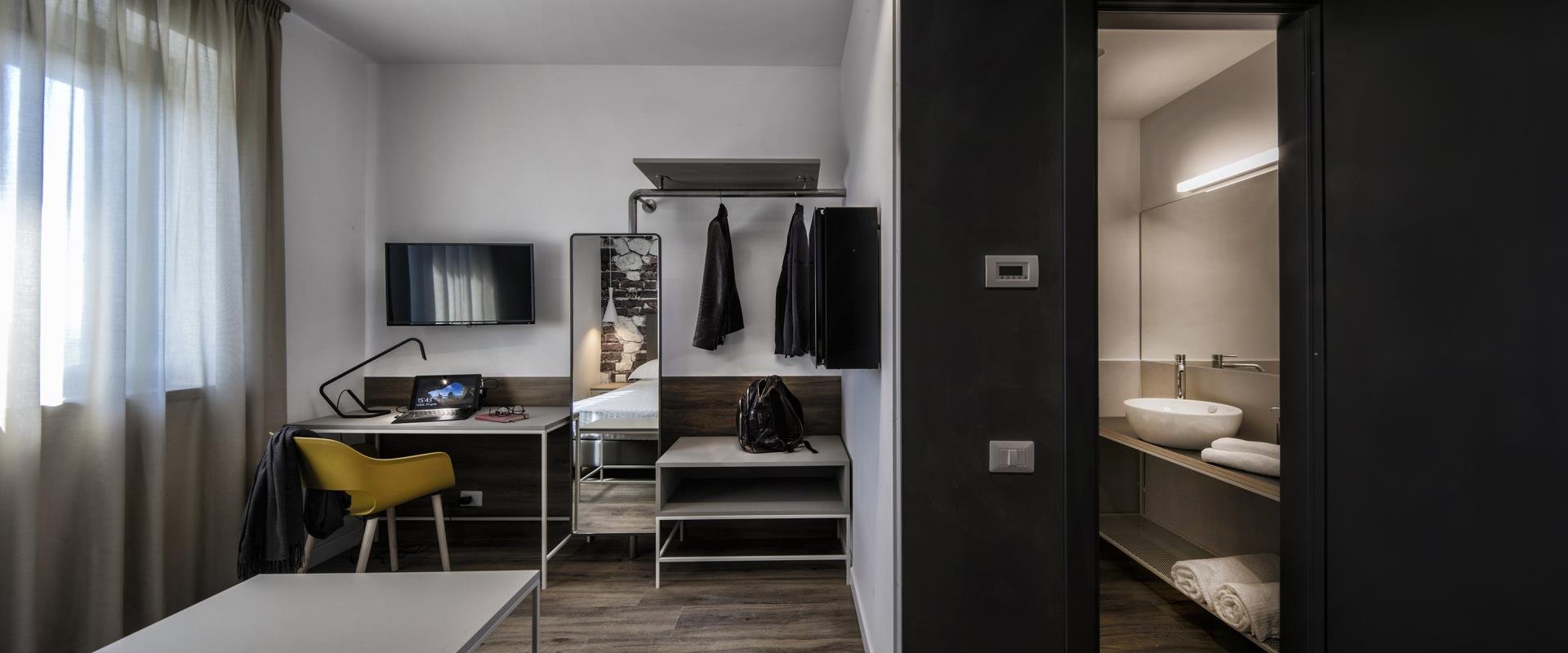 Foto 3 Hotel Corsi Roma - Aeroporto Fiumicino, 02