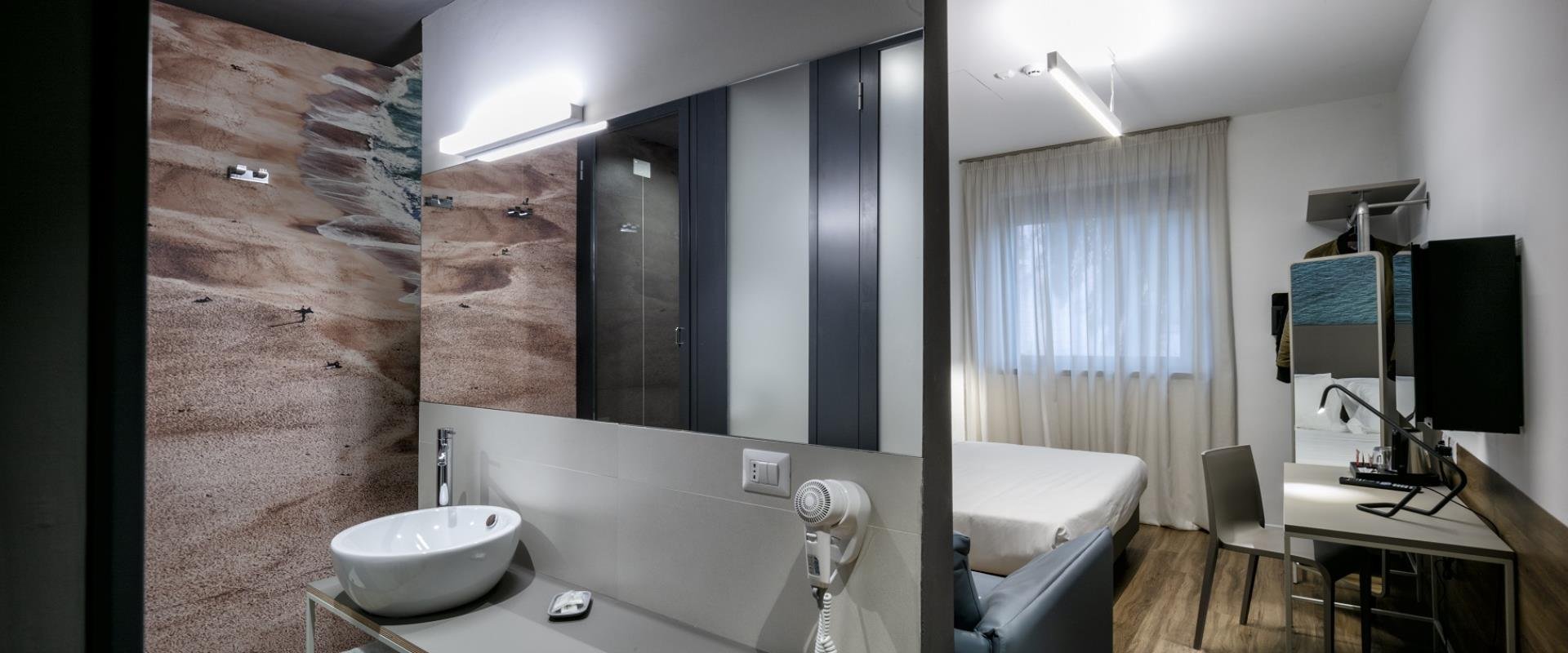 Foto 7 Hotel Corsi Roma - Aeroporto Fiumicino, 06