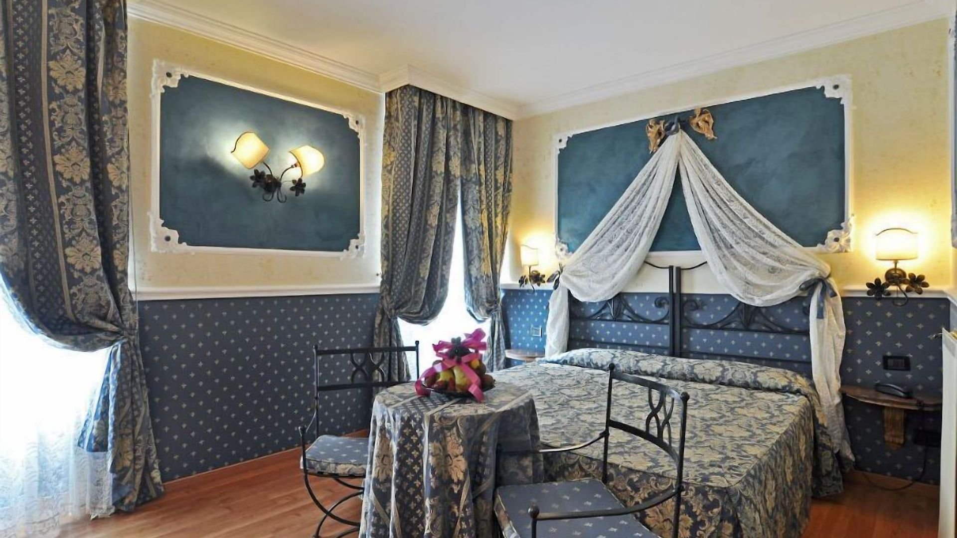 Foto 5 Residenza Antica Roma Roma - Fontana di Trevi, 04