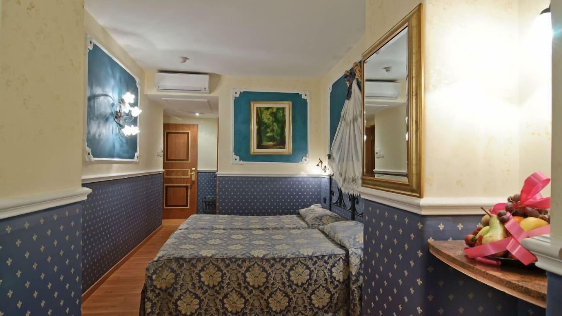 Foto 7 Residenza Antica Roma Roma - Fontana di Trevi, 06