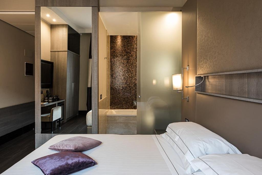 Roma - Rione Monti, 13