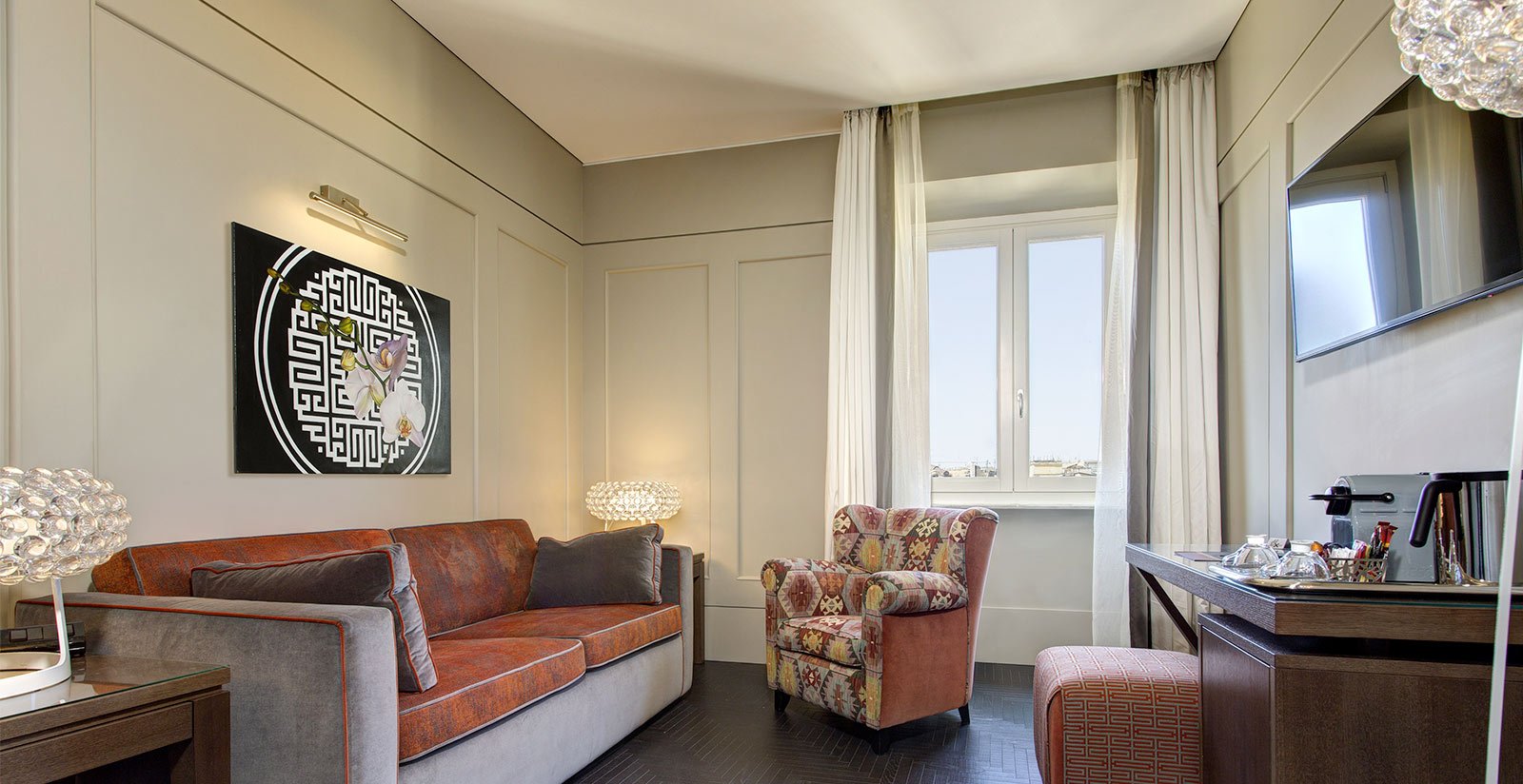 Foto 9 Mascagni Luxury Rooms & Suites - Depandance Roma - Stazione Termini, 08