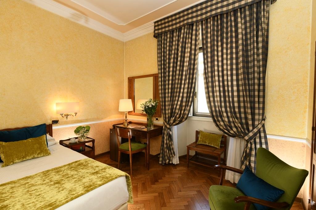 Foto 4 Bettoja Hotel Massimo d'Azeglio Roma - Stazione Termini, 03