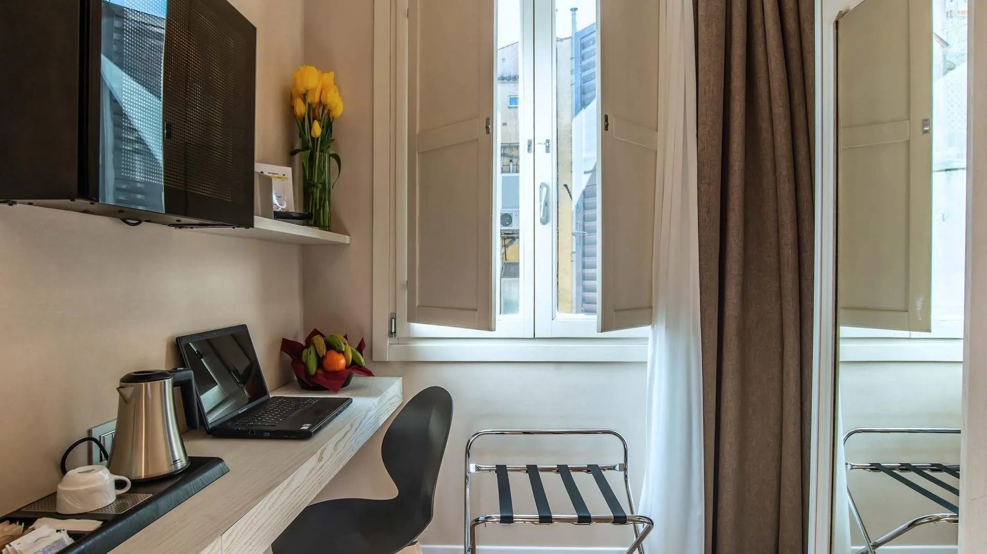 Foto 5 Hotel Memphis Roma - Fontana di Trevi, 04