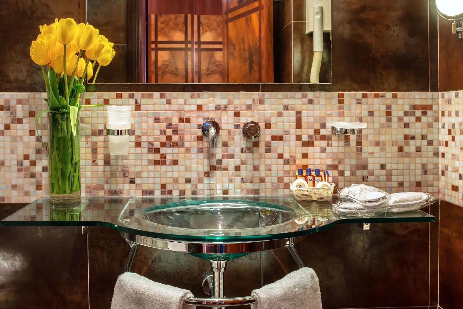 Foto 8 Hotel Memphis Roma - Fontana di Trevi, 07