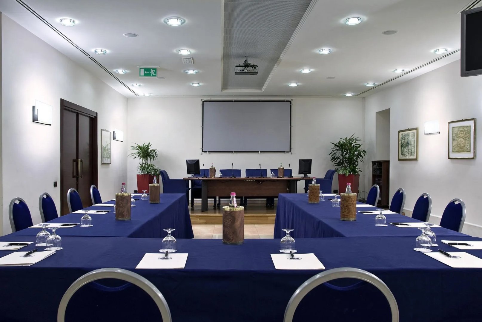 Foto 16 Hotel Memphis Roma - Fontana di Trevi, 15