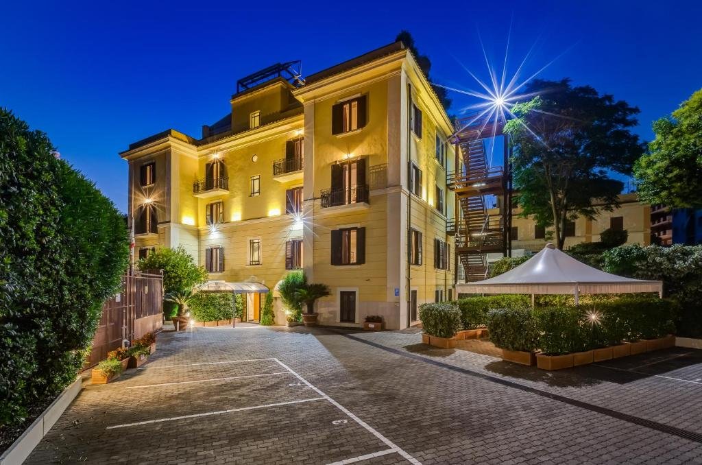 Roma - Appio Latino, 01