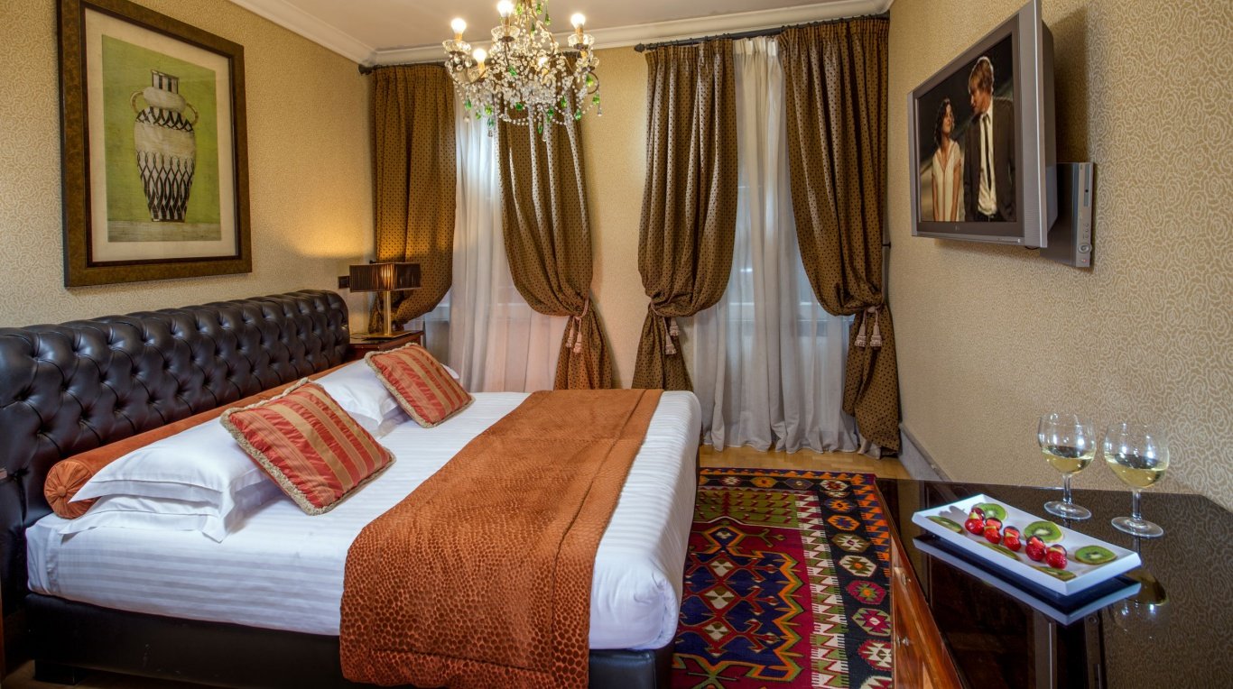 Foto 6 The Inn at the Roman Forum Roma - Rione Monti, 05