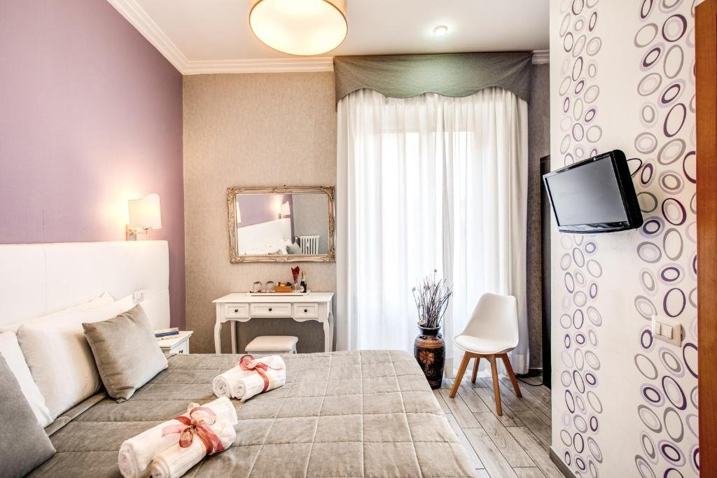 Roma - Rione Monti, 08