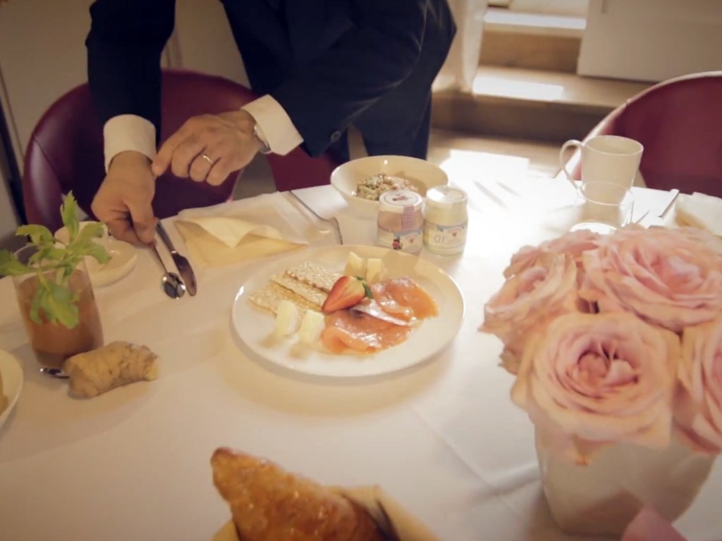 Foto 9 Palazzo Scanderbeg Roma - Fontana di Trevi, 08