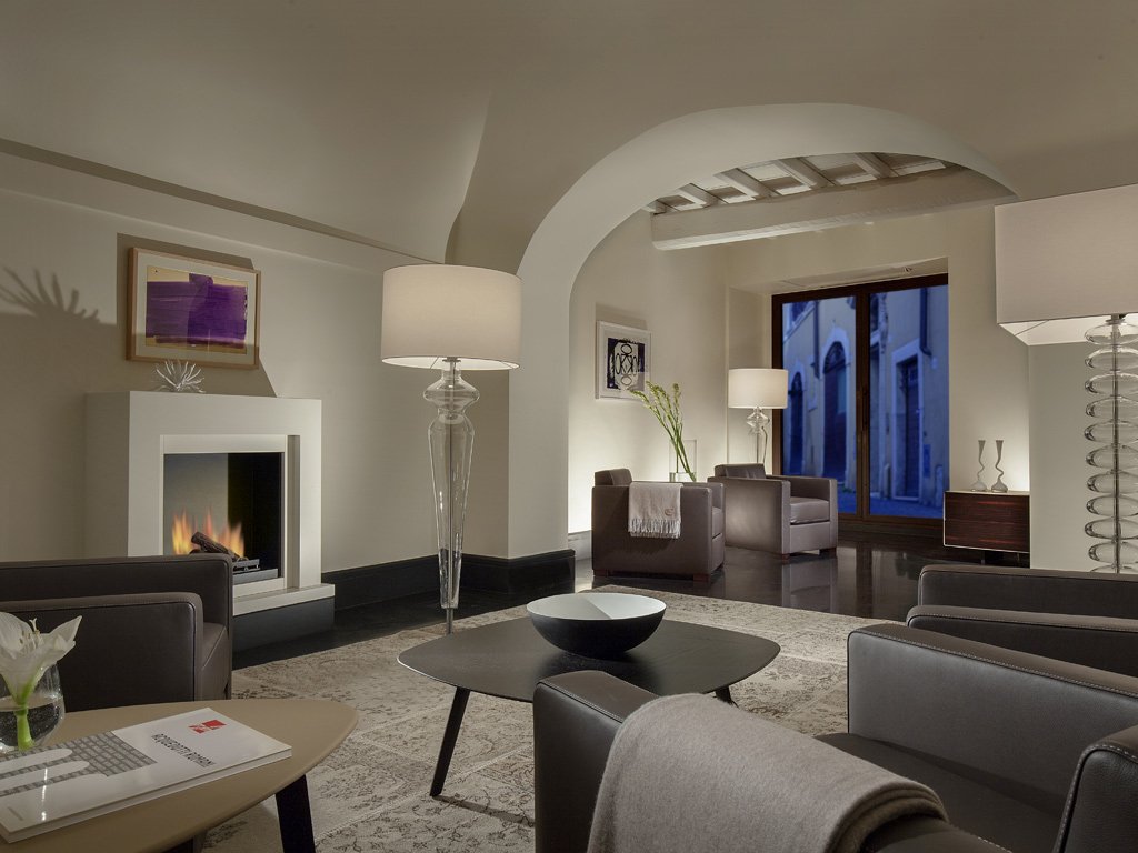 Foto 15 Palazzo Scanderbeg Roma - Fontana di Trevi, 14