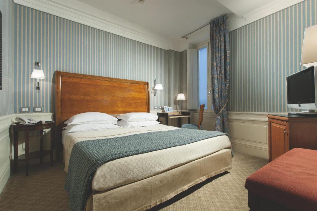 Foto 11 Hotel Stendhal Roma Centro Storico, 10