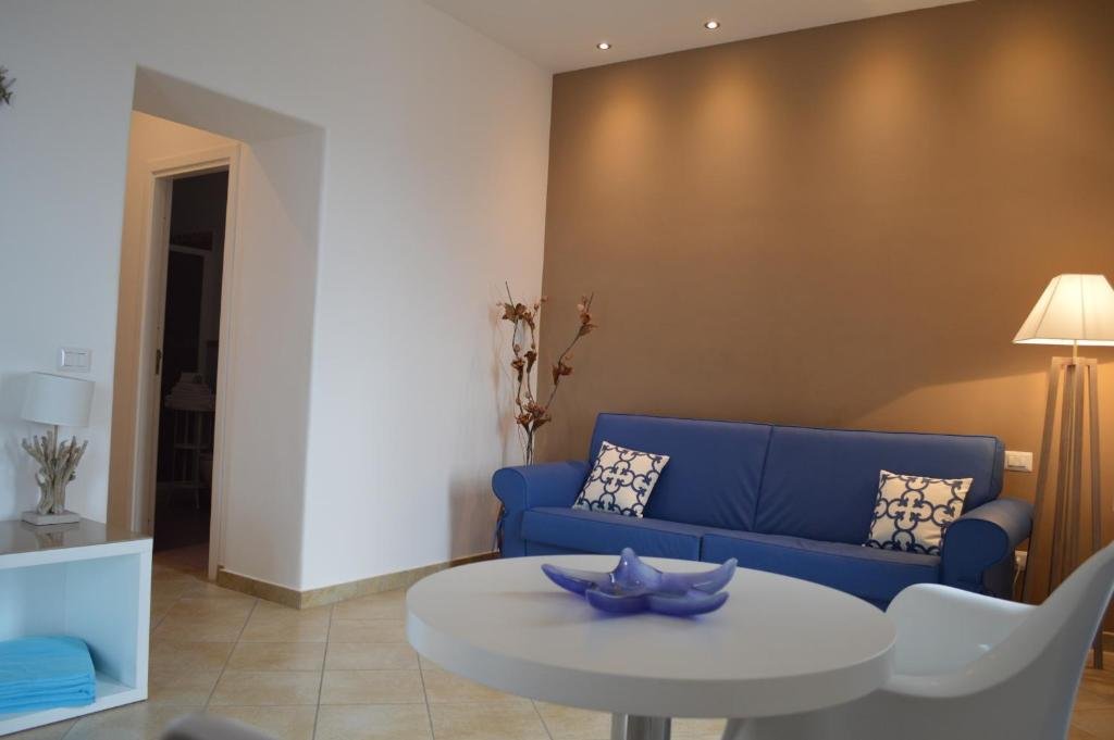 Foto 7 A'Alera Room & Breakfast Isola di Salina, 06