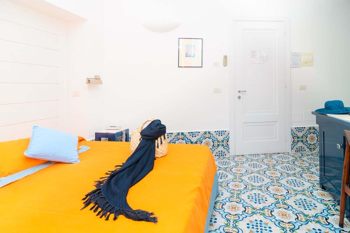 Foto 10 Hotel Casa Celestino Sant'Angelo - Serrara Fontana, 09