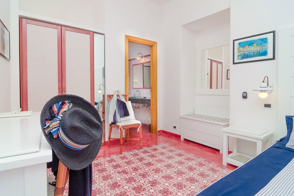 Foto 14 Hotel Casa Celestino Sant'Angelo - Serrara Fontana, 13