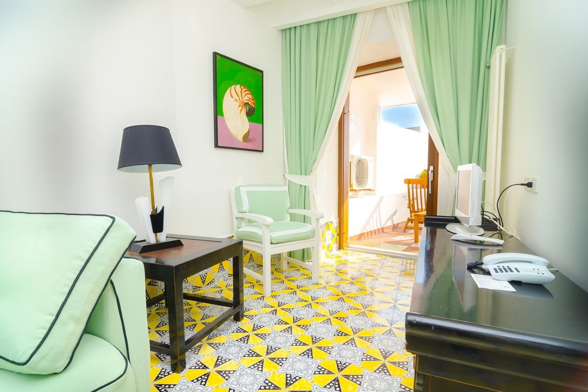 Foto 16 Hotel Casa Celestino Sant'Angelo - Serrara Fontana, 15