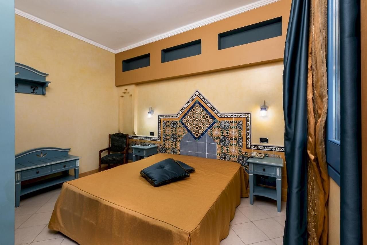 Foto 6 Hotel Ristorante Mediterraneo Faro San Vito lo Capo, 05