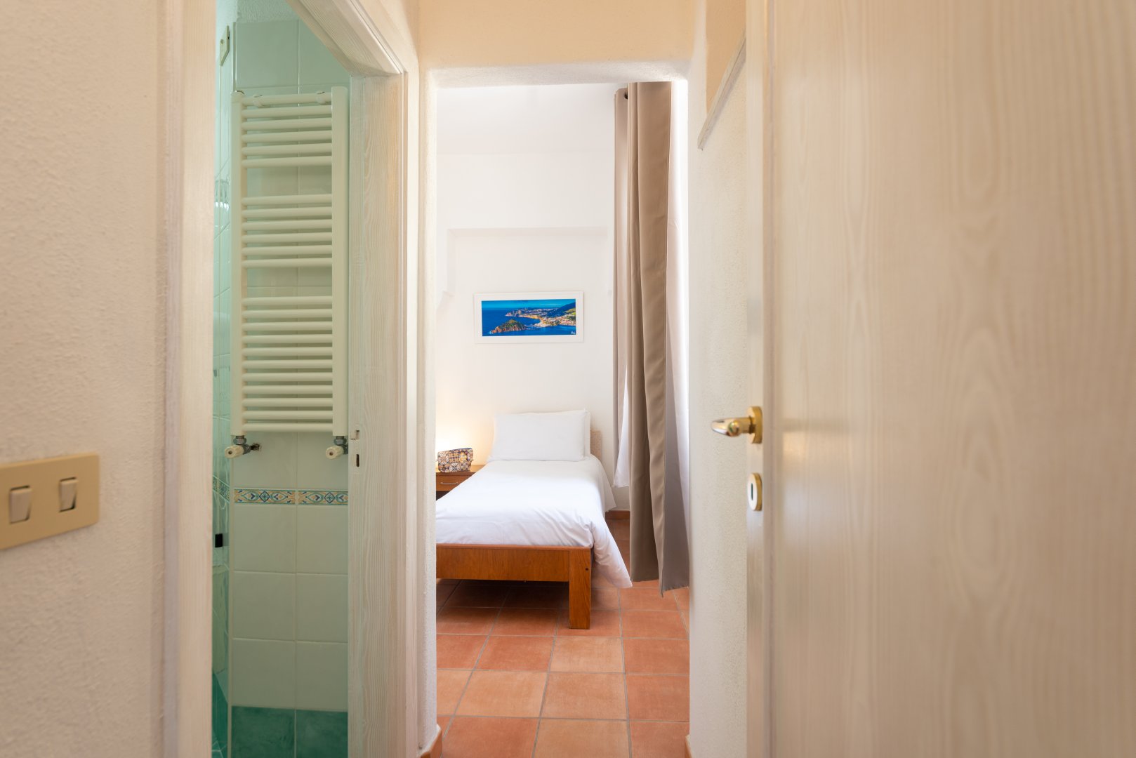 Foto 10 Villa Bina Sea Hotel Sant'Angelo - Serrara Fontana, 09