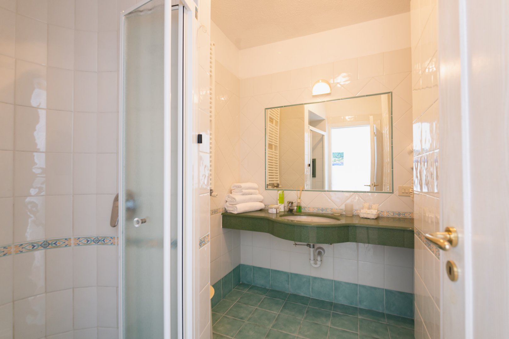 Foto 16 Villa Bina Sea Hotel Sant'Angelo - Serrara Fontana, 15