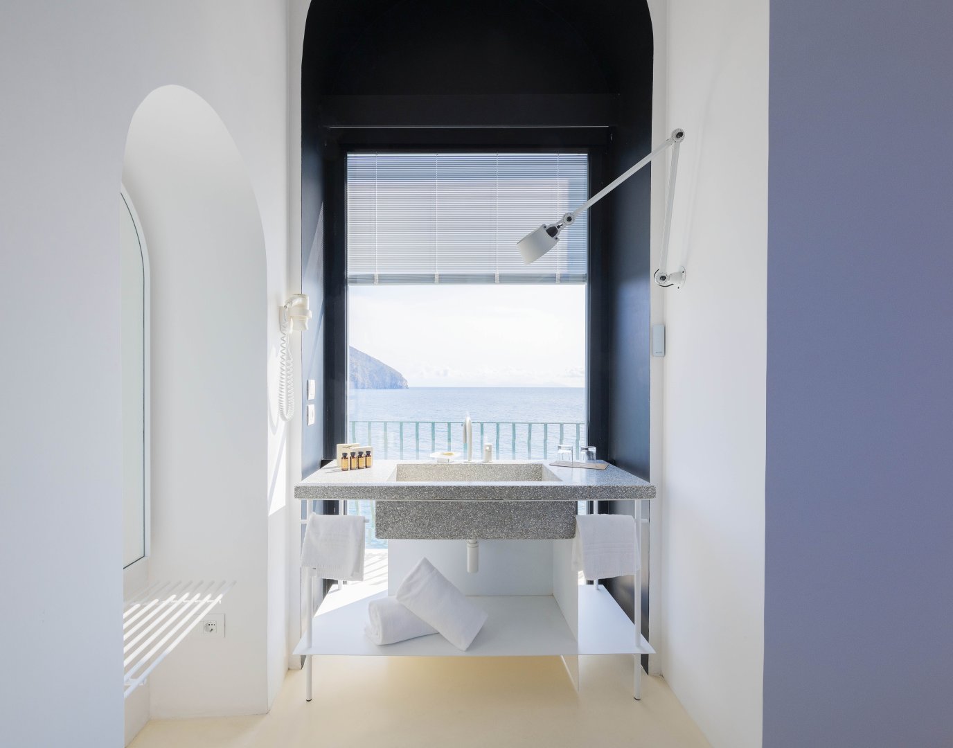 Foto 7 Miramare Sea Resort Sant'Angelo - Serrara Fontana, 06