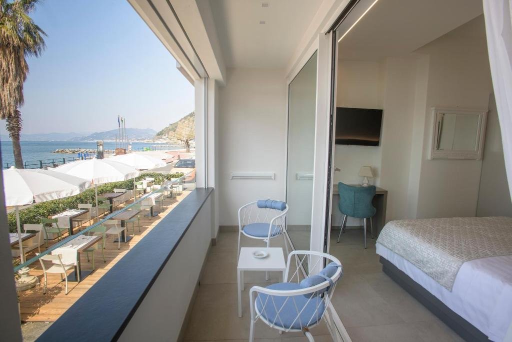 Foto 10 VistAmare Luxury Retreat Sestri Levante, 09
