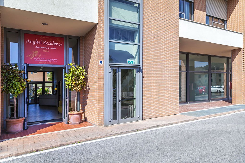 Foto 2 ApartHotel Anghel Siena, 01