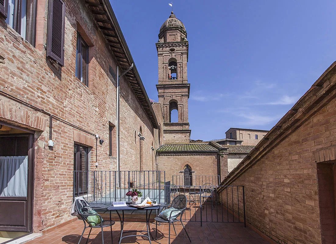 Foto 14 Il Chiostro del Carmine Siena, 13