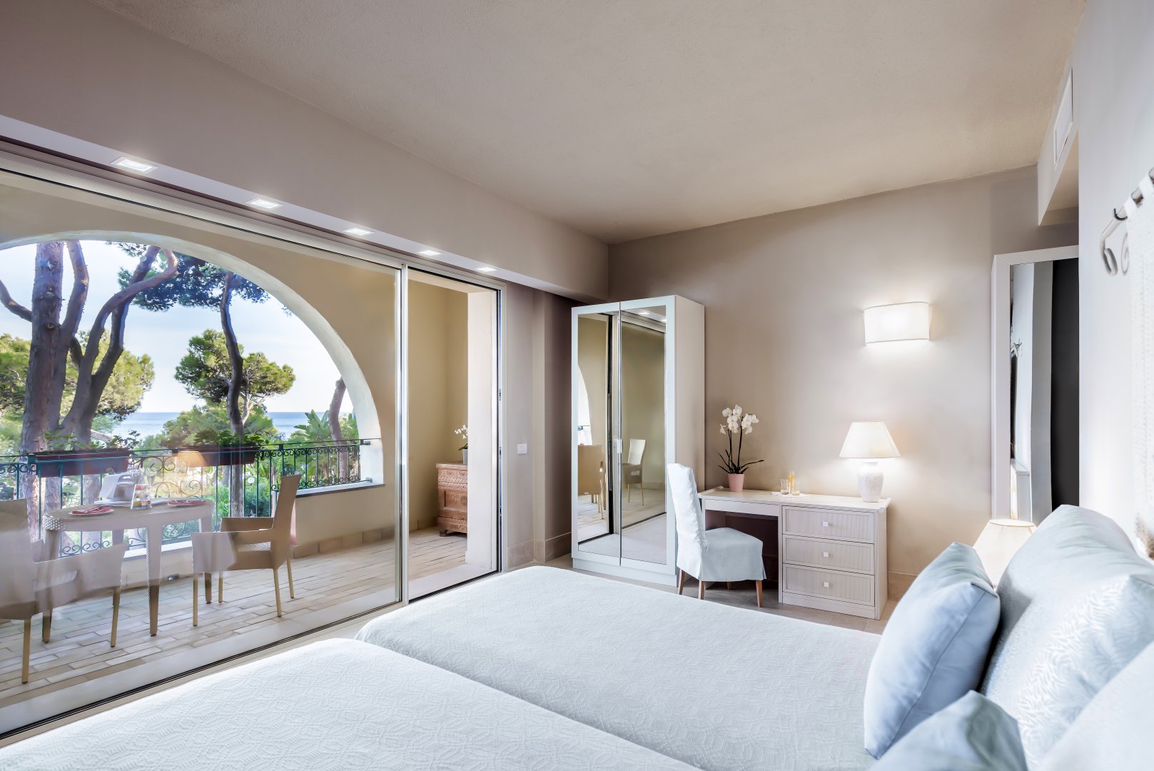 Foto 5 Forte Village Resort Hotel Castello Santa Margherita di Pula, 04