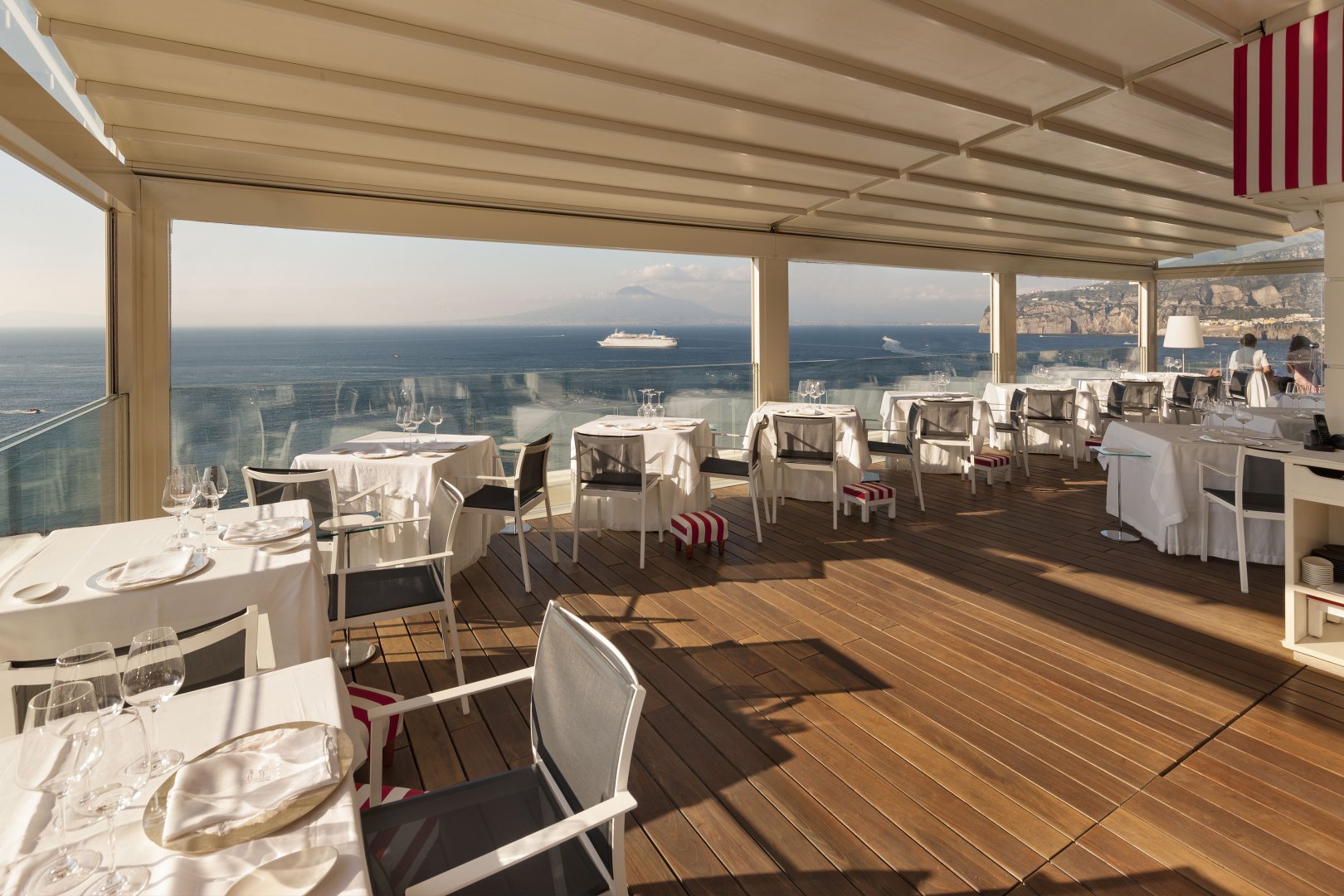 Foto 7 Hotel Continental Sorrento, 06