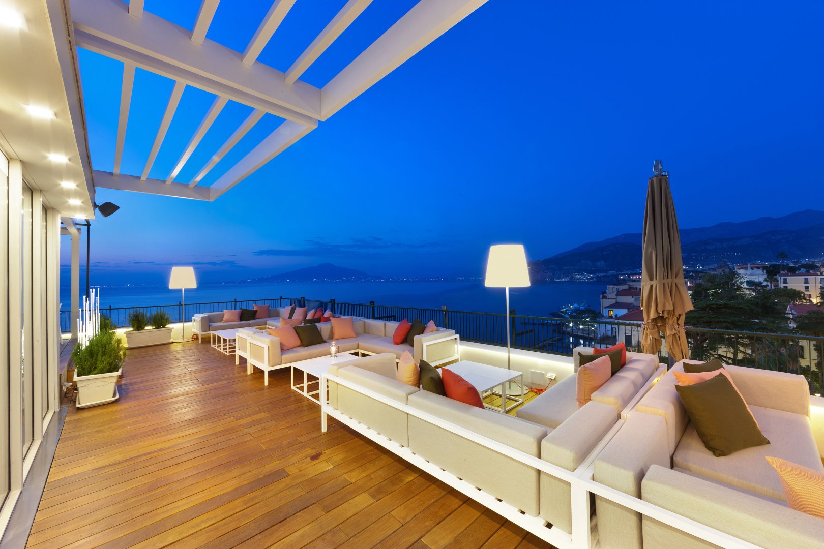 Foto 9 Hotel Continental Sorrento, 08