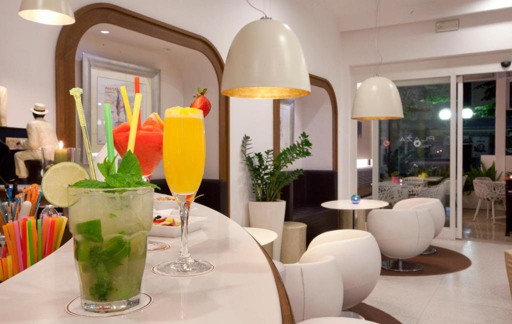 Foto 15 Hotel Plaza Sorrento Sorrento, 14