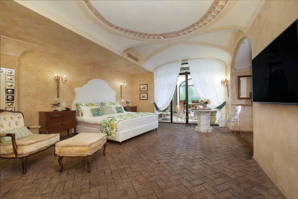 Foto 9 Palazzo Marziale Sorrento, 08