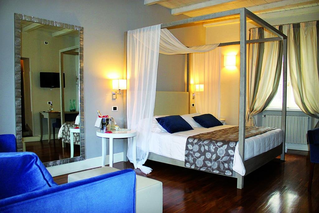 Foto 11 Hotel Charleston Spoleto, 10