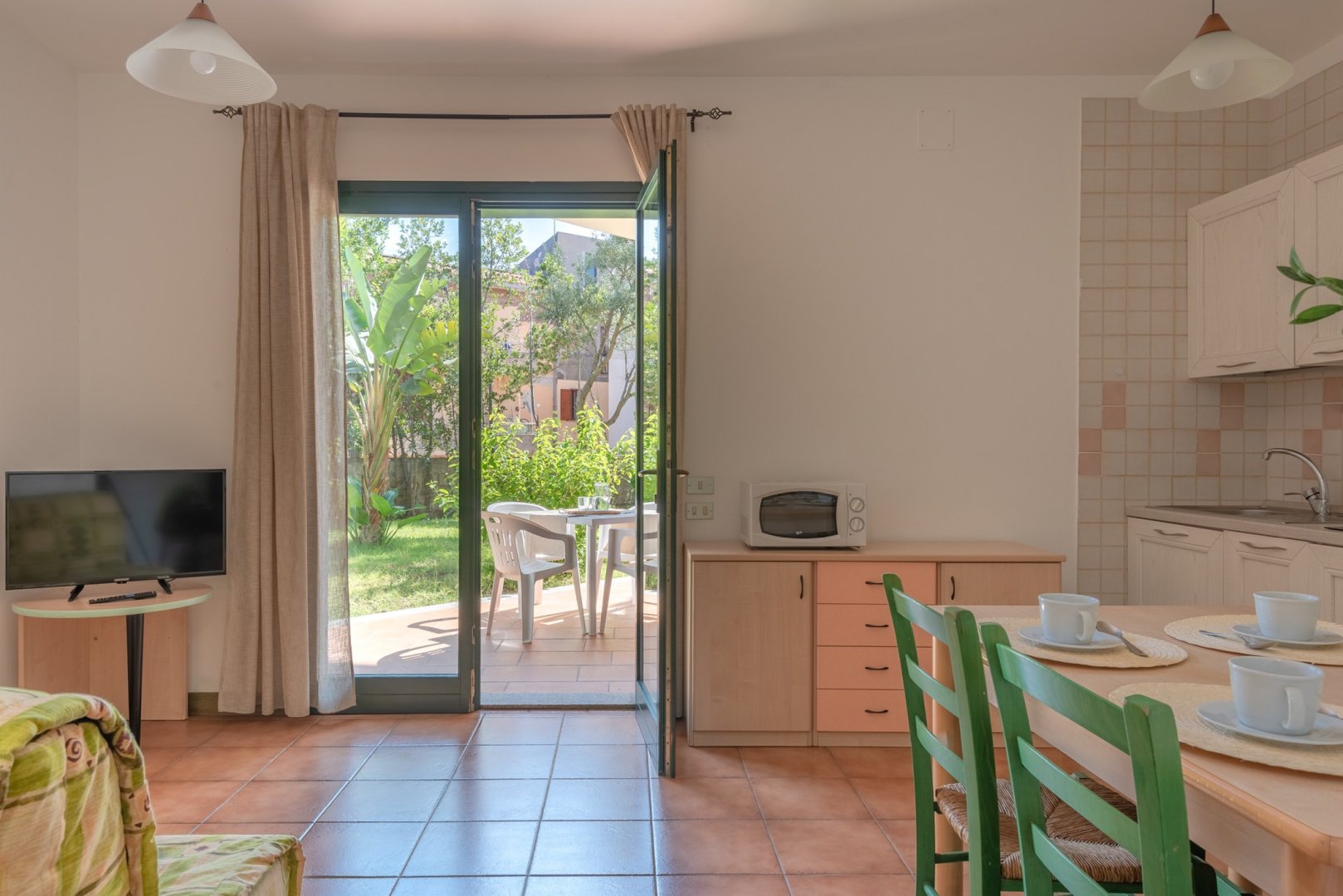 Foto 11 Residence I Mirti Bianchi Santa Teresa di Gallura, 10