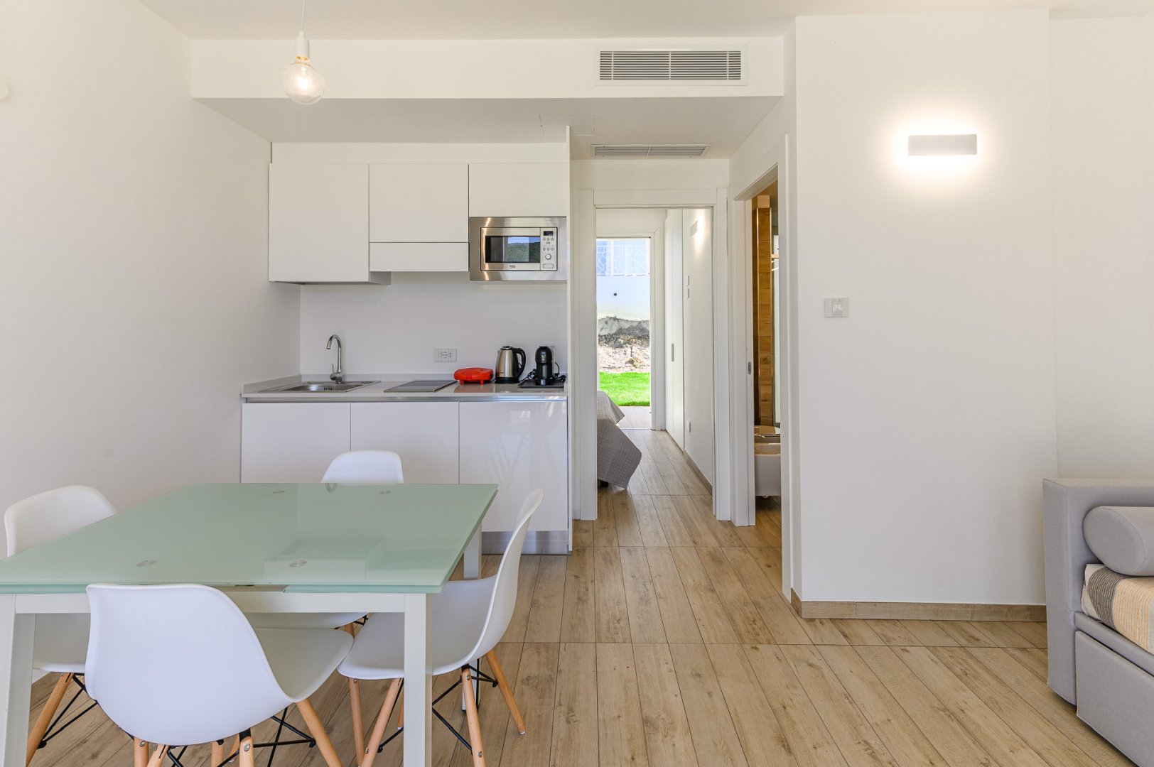 Foto 7 Capo Falcone Charming Apartments Stintino, 06