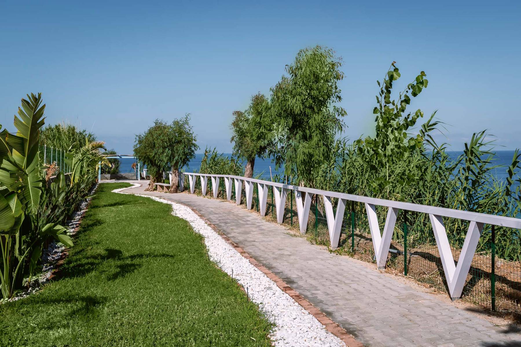 Capo Vaticano, 02