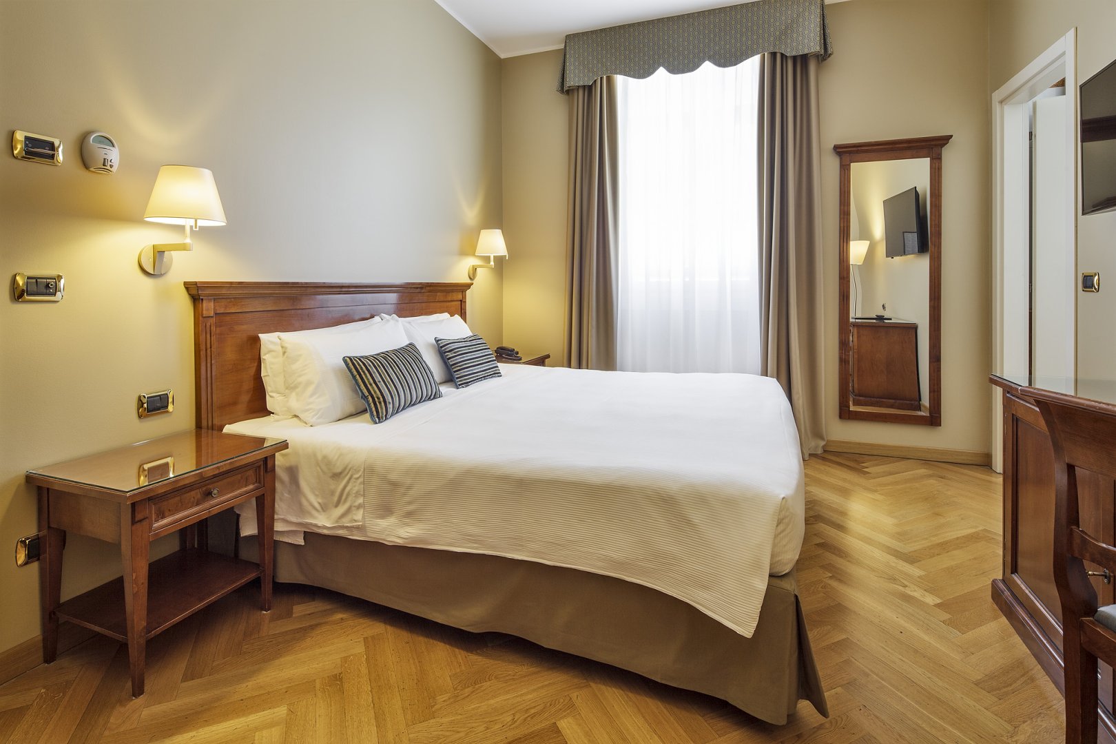 Foto 11 Hotel Continentale Trieste, 10