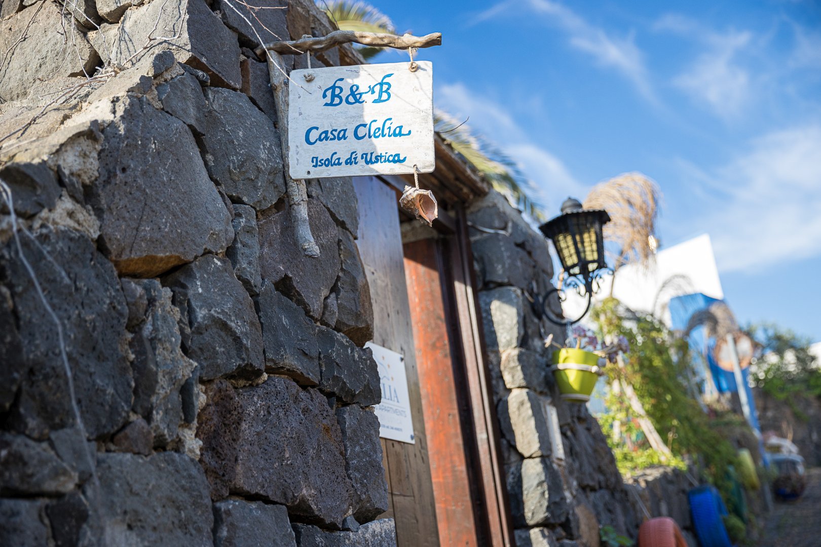 Foto 2 Case per Vacanza Clelia Isola di Ustica, 01