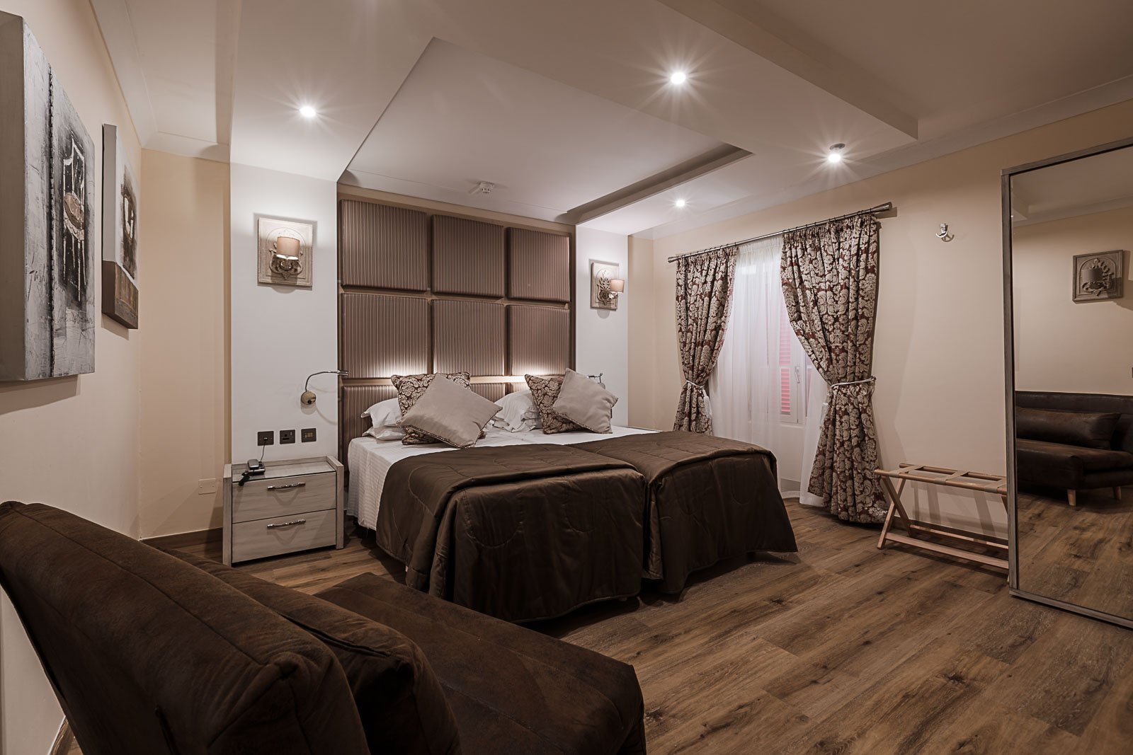 Foto 12 Osborne Hotel Valletta, 11