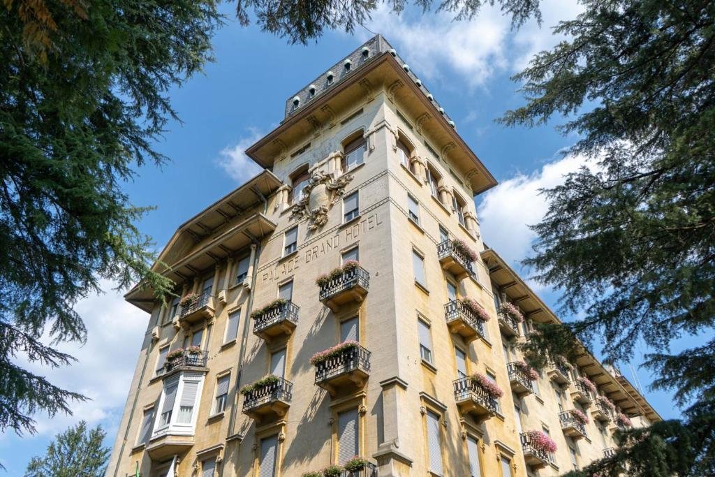 Foto 2 Palace Grand Hotel Varese Varese, 01