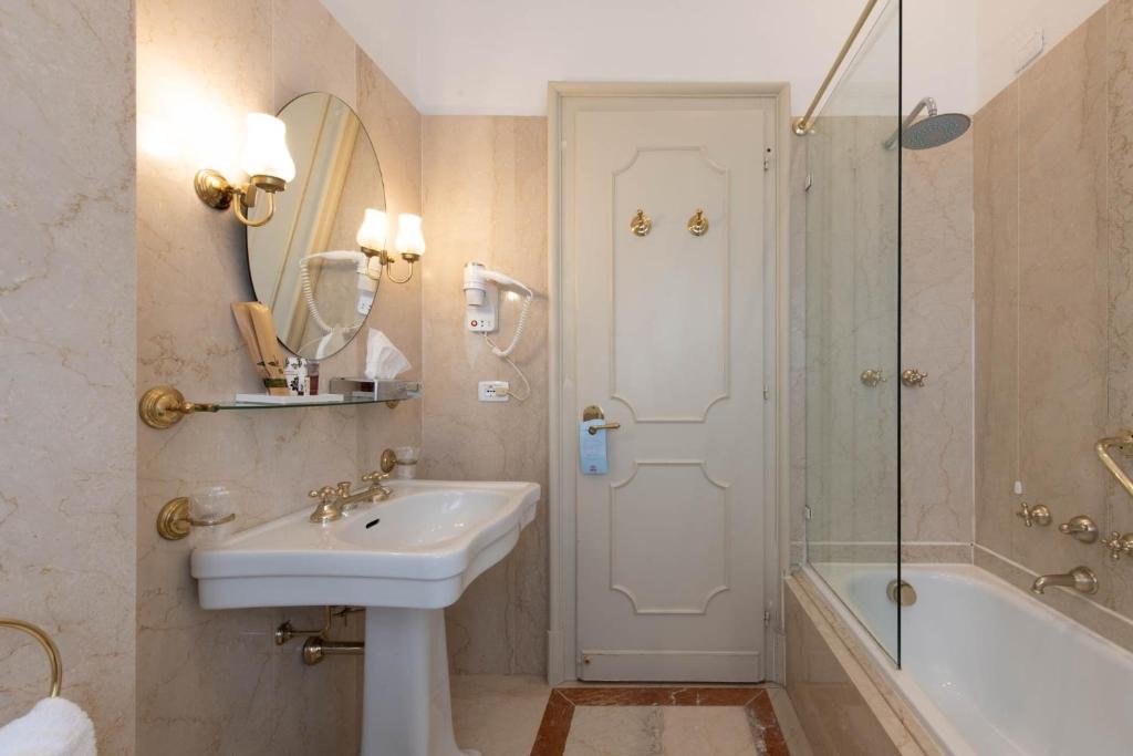 Foto 5 Palace Grand Hotel Varese Varese, 04