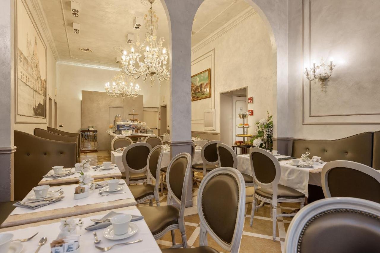 Foto 3 Ca' dei Conti Castello, 02