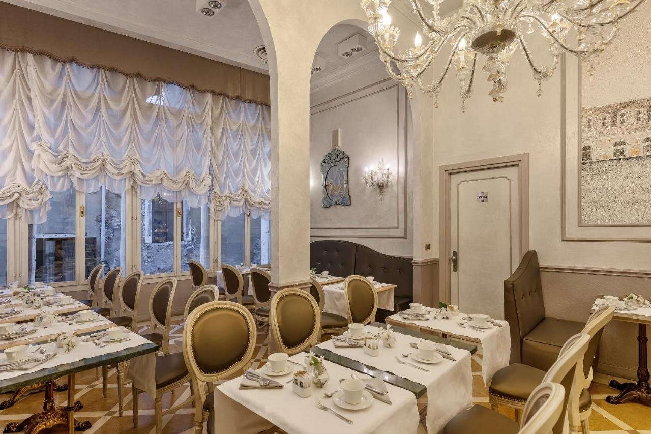 Foto 15 Ca' dei Conti Castello, 14