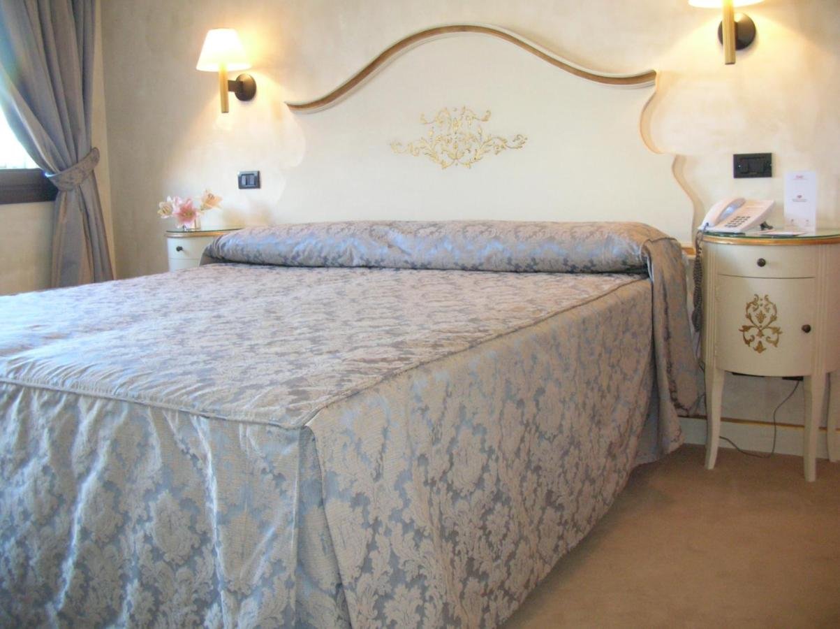 Foto 6 Hotel Carlton Capri Venezia Santa Croce, 05
